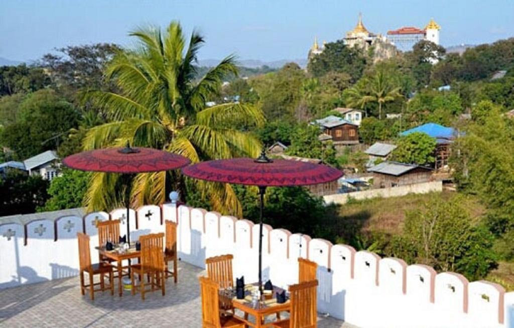 Myat Nan Taw Hotel Loikaw Luaran gambar