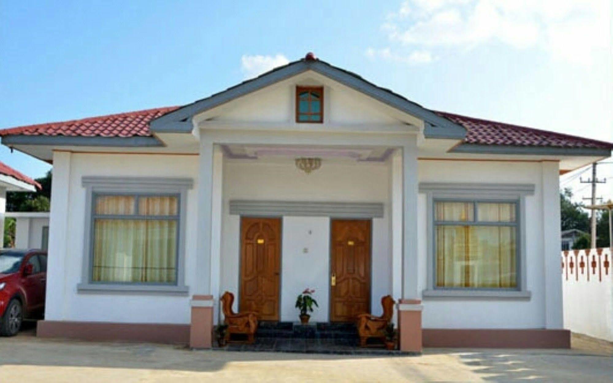 Myat Nan Taw Hotel Loikaw Luaran gambar